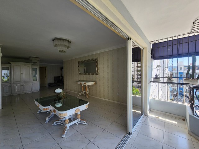 apartamentos - MIRADOR NORTE ( NO BARRIO), APARTAMENTO EN VENTA  
 3