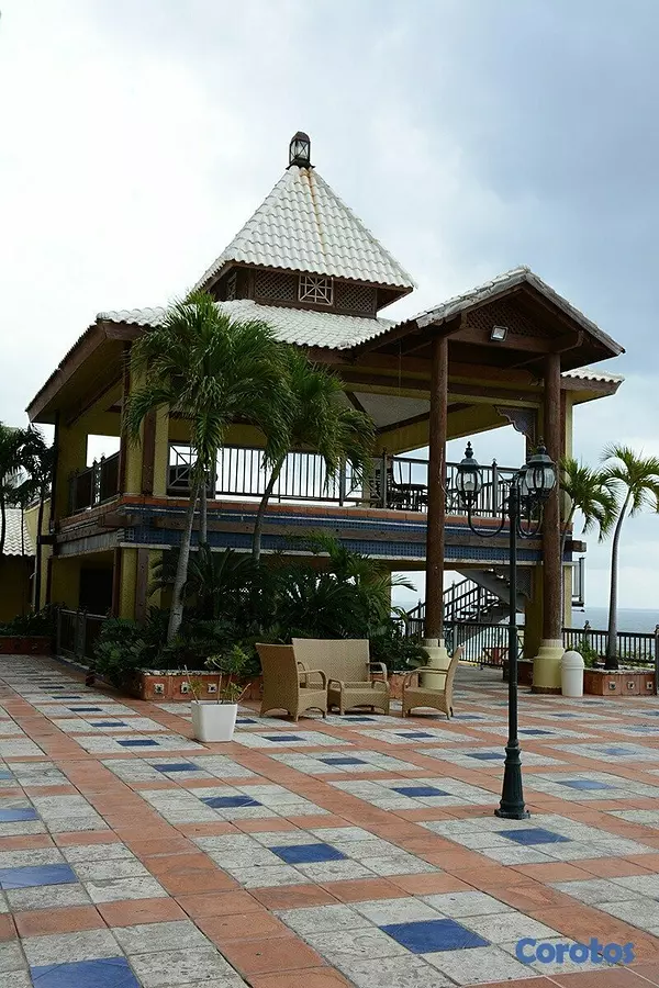 apartamentos -  Apartamento en alquiler con terraza privada y vista al Mar 3