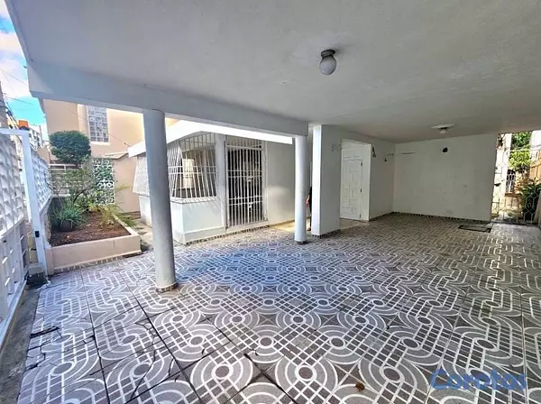 oficinas y locales comerciales - CASA COMERCIAL 8