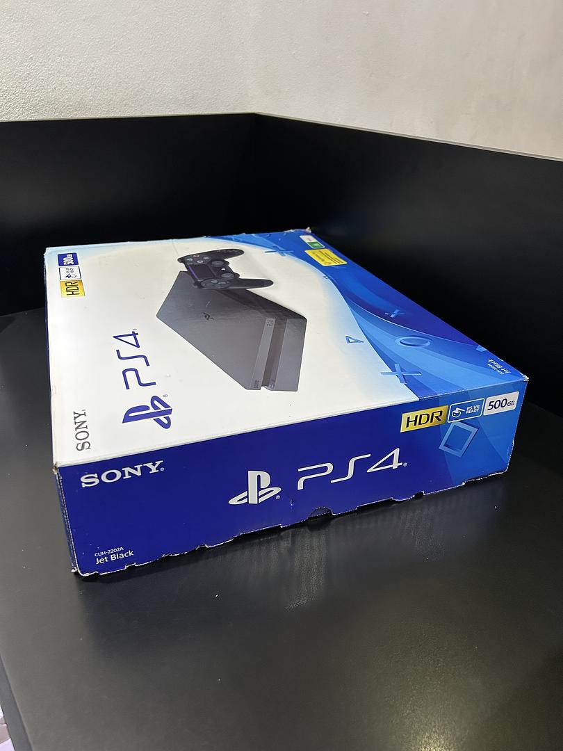 computadoras y laptops - Play Station 4 500GB 

 3