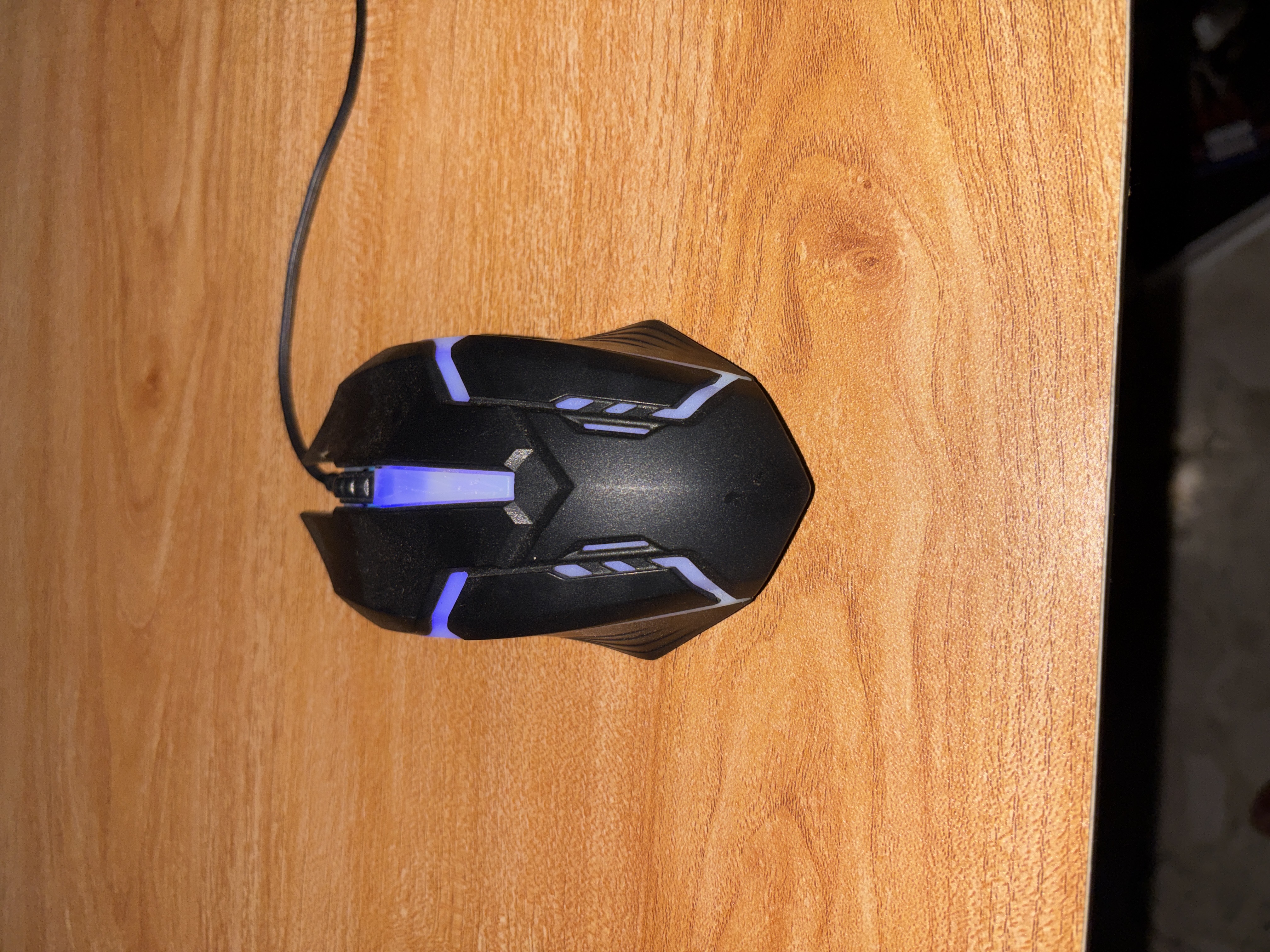 consolas y videojuegos - mause gaming con RGB 1