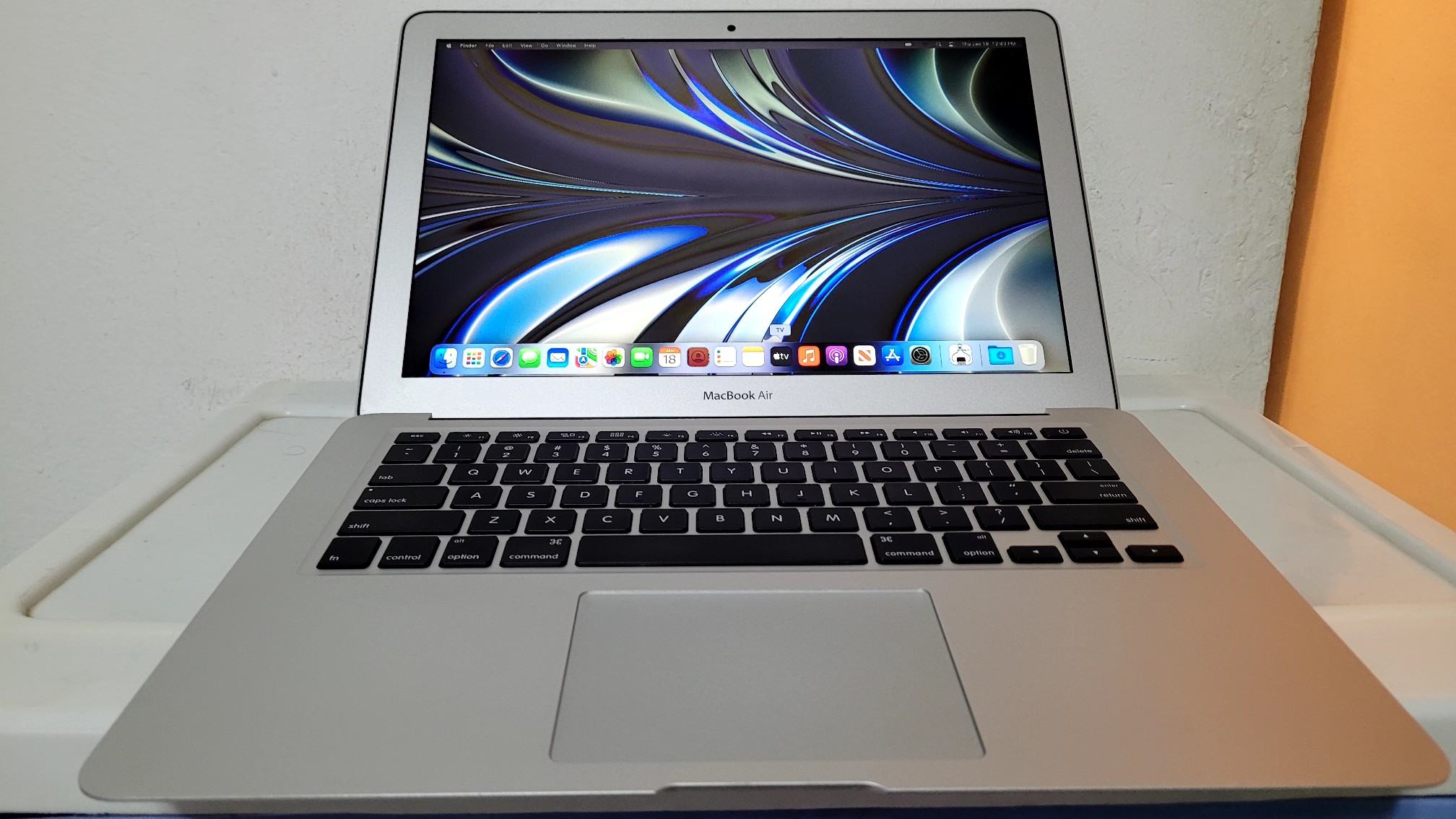 computadoras y laptops - Macbook Air Retina 13.3 Pulg Core i5 Ram 4gb Año 2015 New