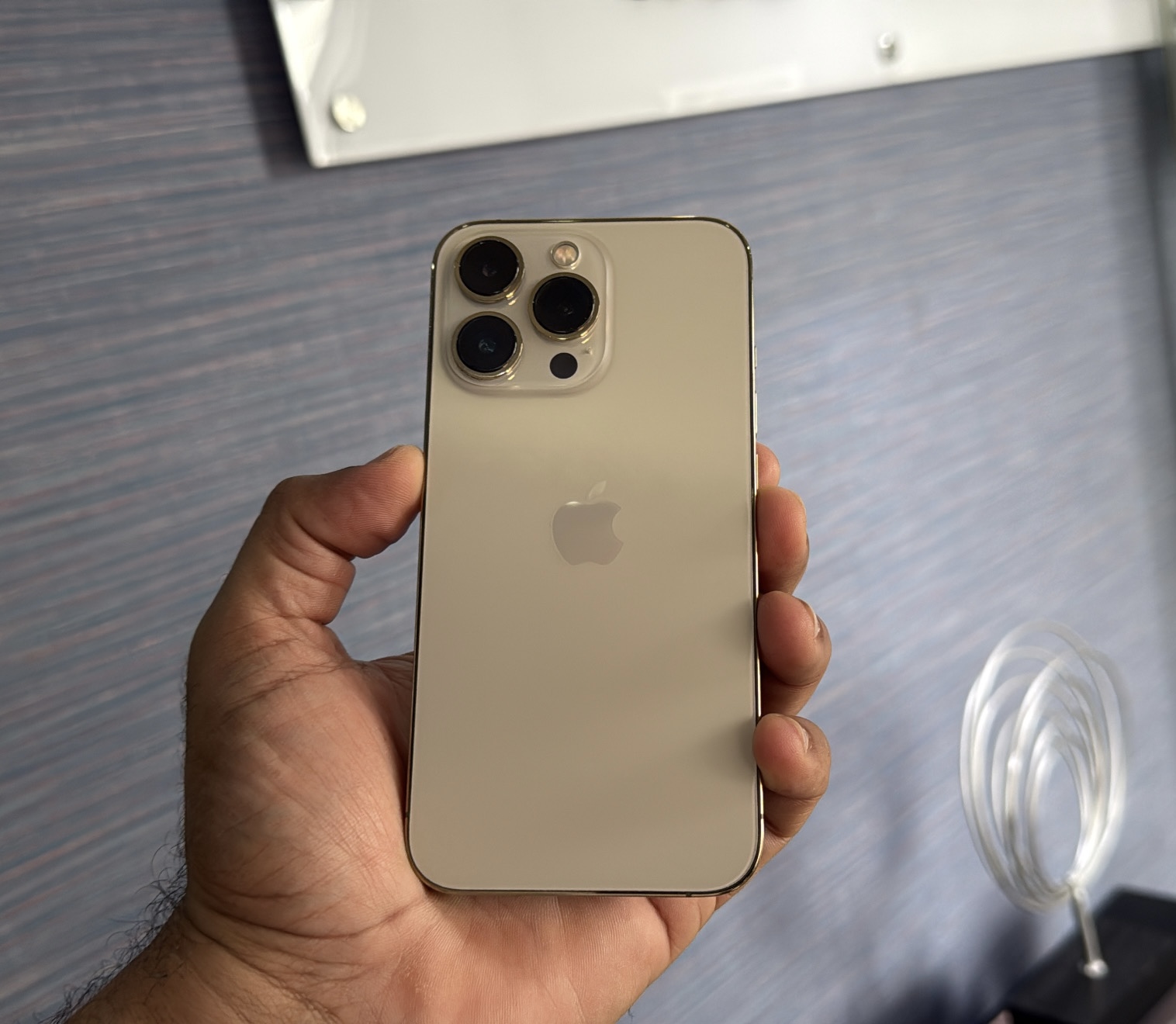 celulares y tabletas - iPhone 13 PRO 256GB Gold Como Nuevo RD$ 30,995 NEG 1