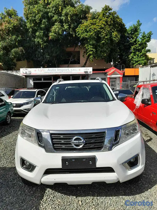 jeepetas y camionetas - NISSAN FRONTIER 2020 4X4  4