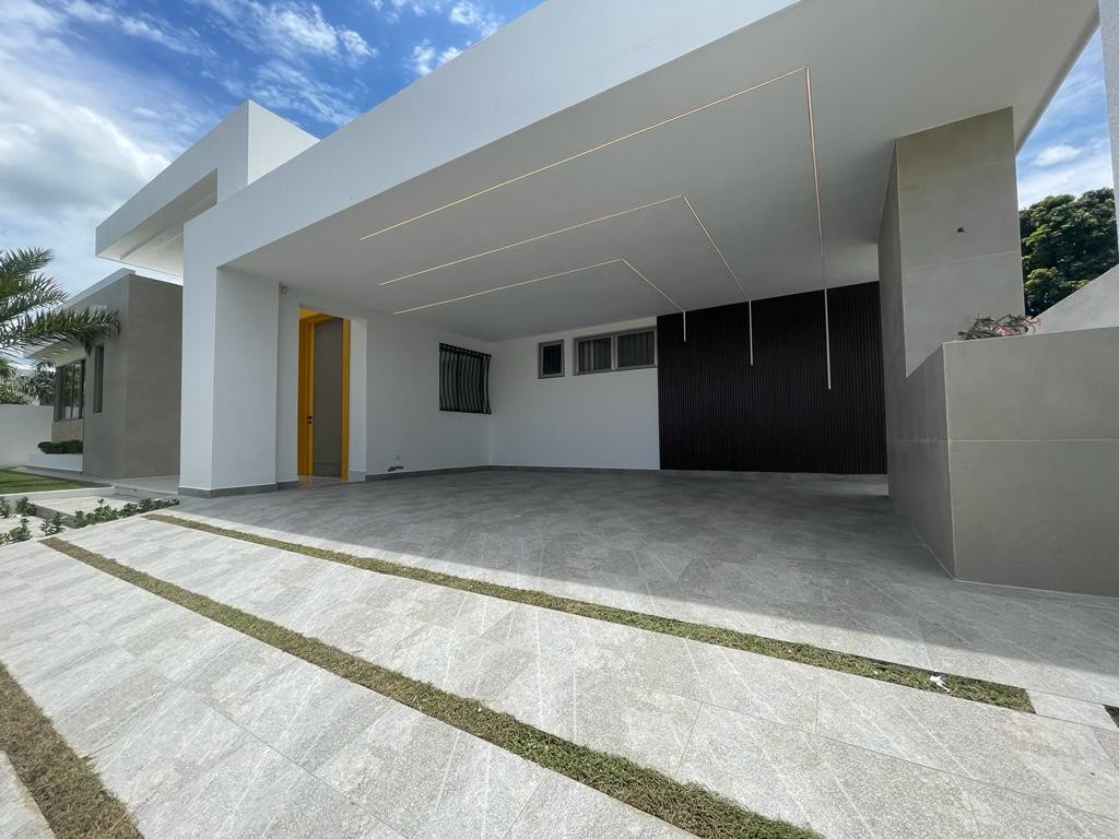 casas - Casa Espectacular Y Moderna, Terraza, Jacuzzi, Proyecto Cerrado, Luces Led 0