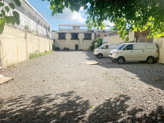 solares y terrenos - Solar en ensanche la fe  2