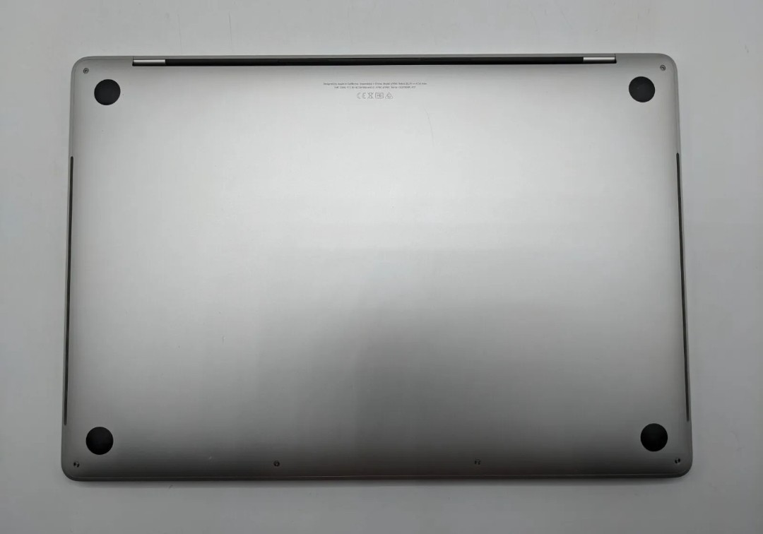 computadoras y laptops - Apple Macbook Pro Retine con touchbar i9 9na 32gb ram y 512GB SSD.SOMOS TIENDA 1