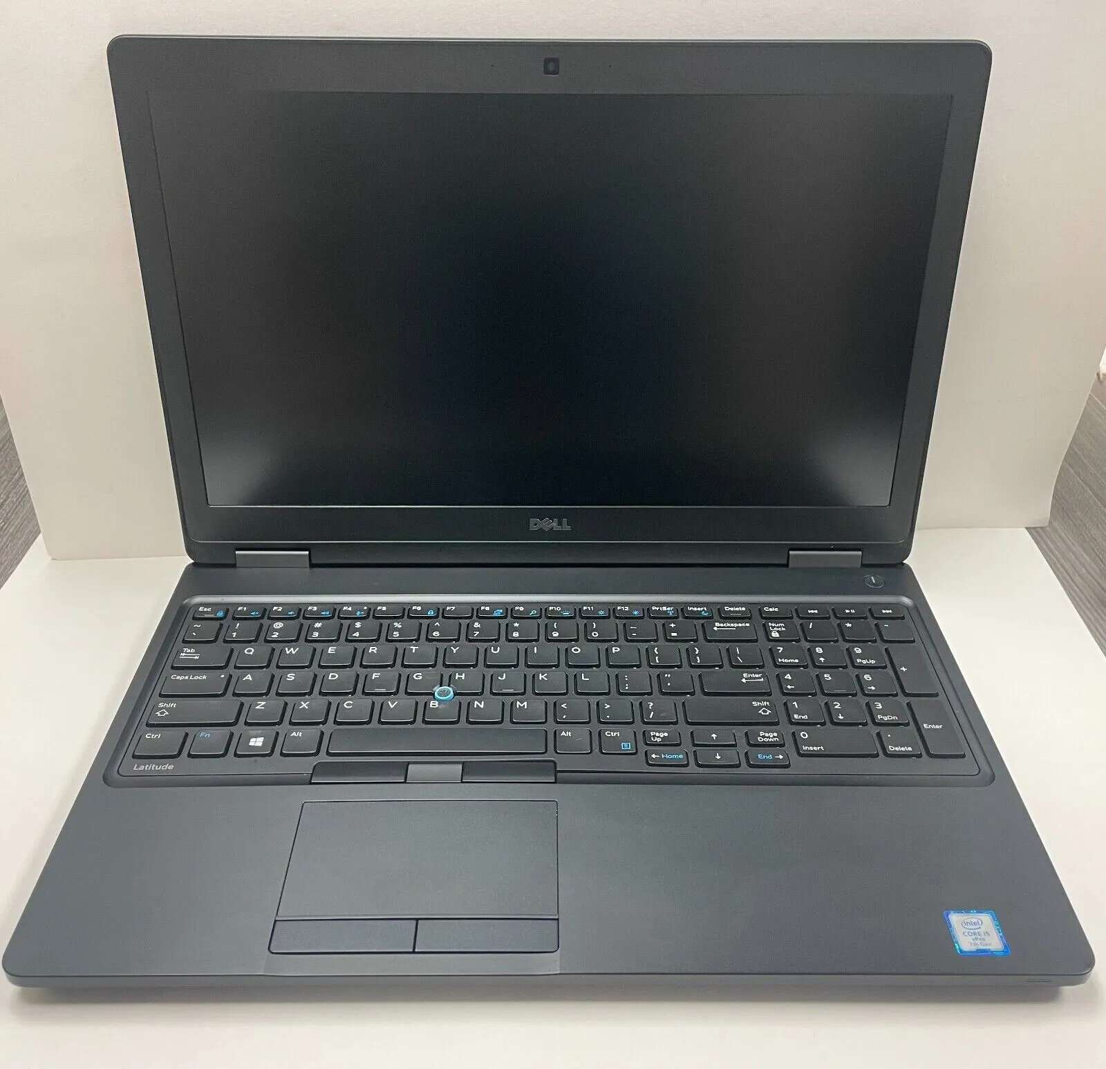 computadoras y laptops - Laptop Dell 5580 i5 de 7ma, 8GB Memoria, 256GB SSD 3