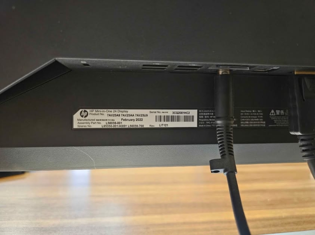 computadoras y laptops - Monitor HP Mini-in-One 24 Display 7AX23AA 2