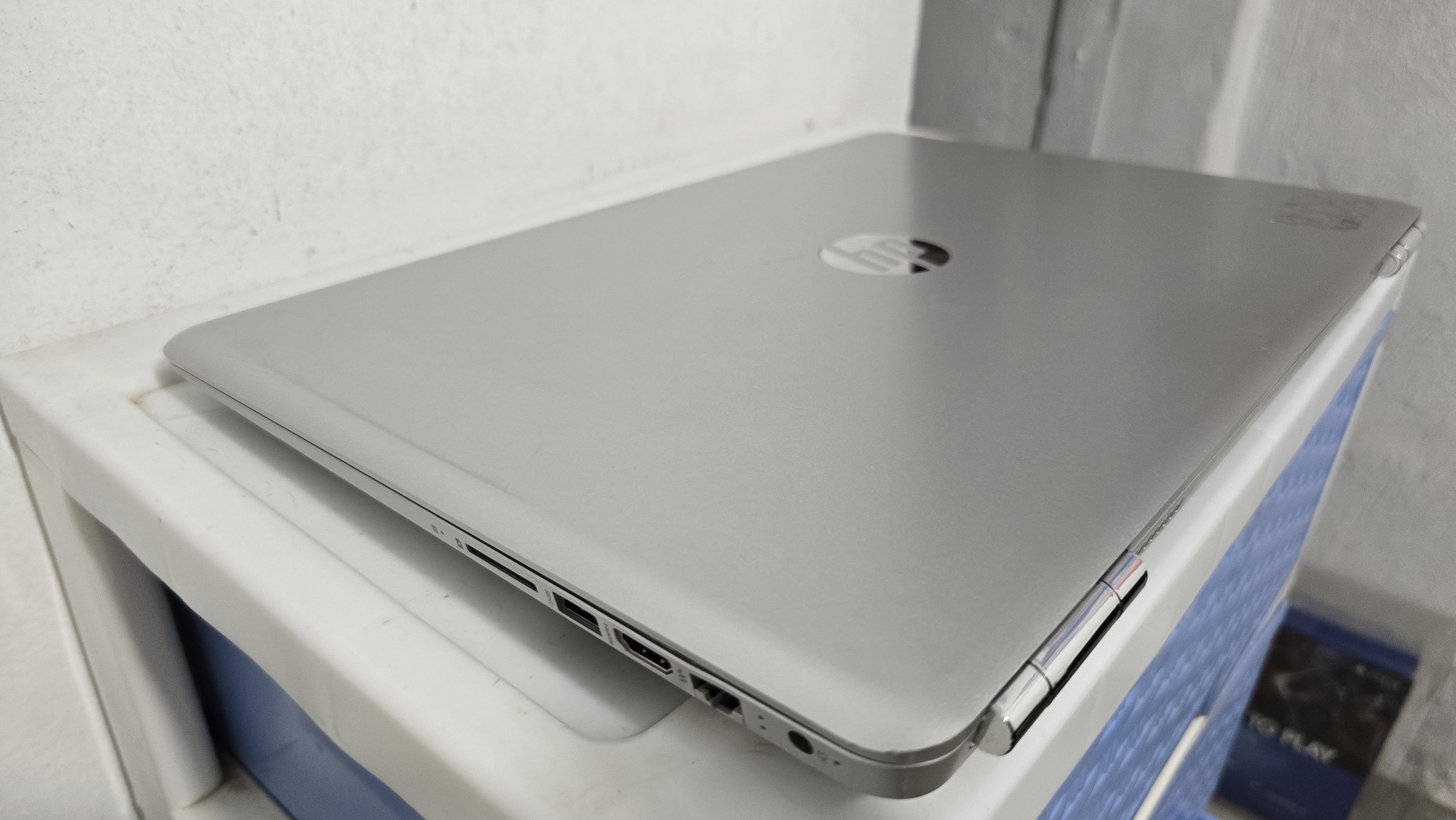 computadoras y laptops - laptop hp Gamer A10 2.4ghz Ram 12gb ddr4 Disco 256gb SSD Video Radeon R7 3