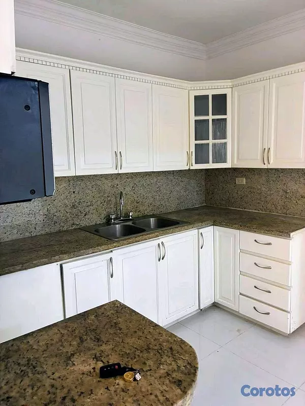 apartamentos - Vendo Apartamento 1er Nivel Renacimiento  2