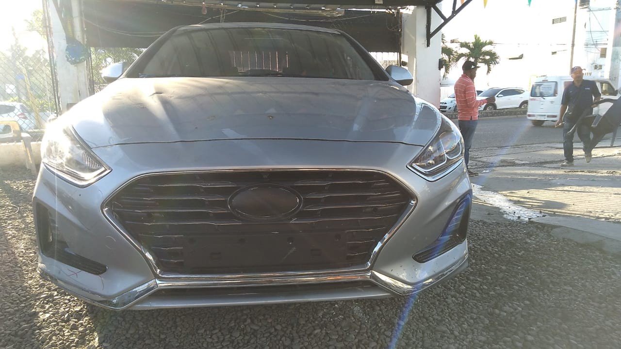 carros - HYUNDAI SONATA NEW RISE 2019 GRIS 0