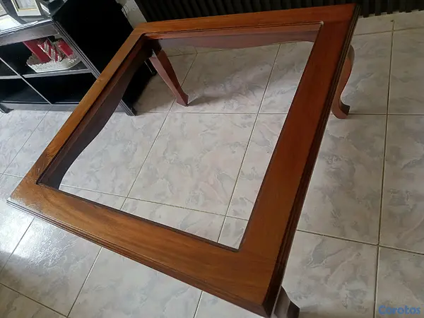 muebles y colchones - Mesa de centro en caoba, precio negociable  2