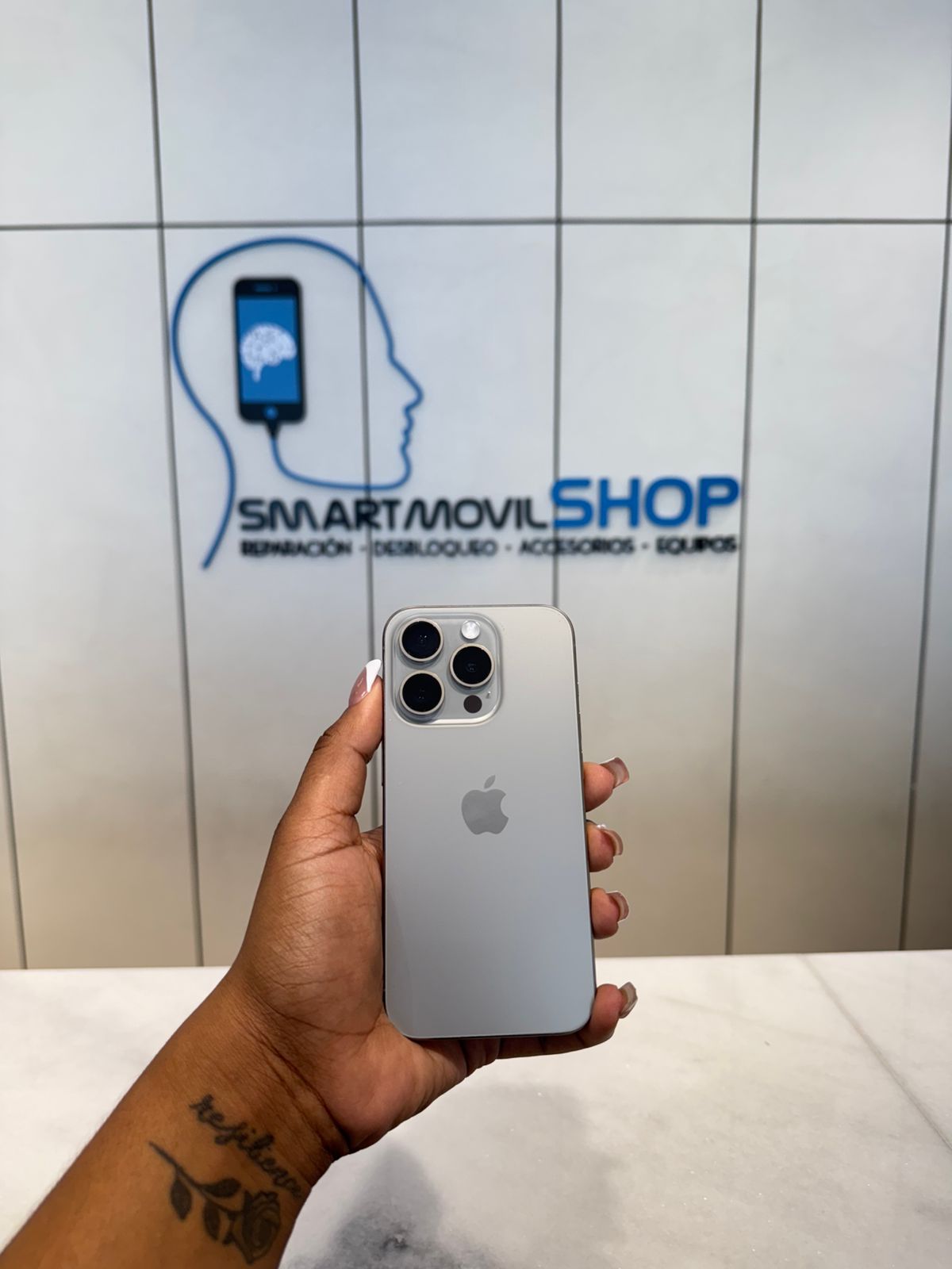 celulares y tabletas - IPHONE 15 PRO 128GB ¡BLACK FRIDAY OFFER! 0
