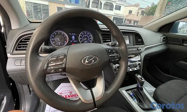 carros - Hiunday Elantra SE 2020 2