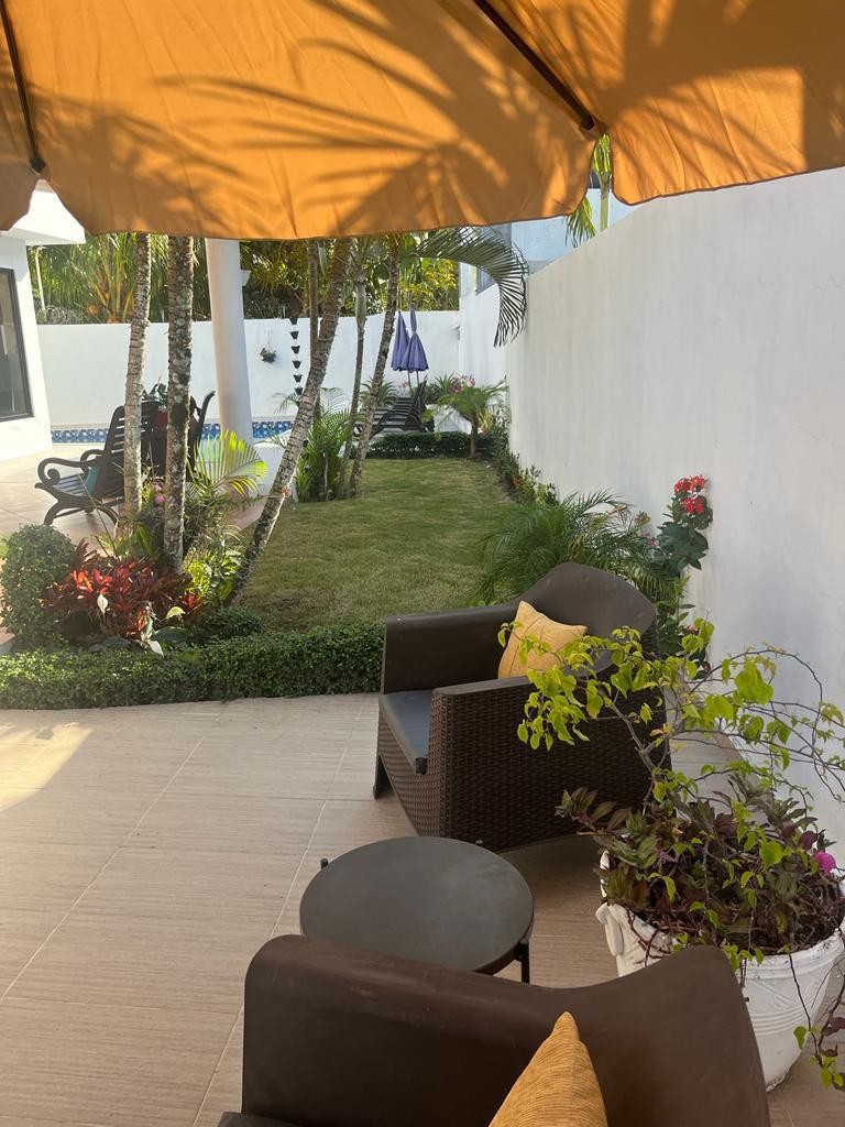 casas - Es un lugar tranquilo y seguro a 4 minutos de la playa hermosa casa grande  4