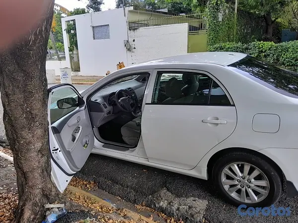 carros - vendo Toyota corolla 2010 buen estado  5