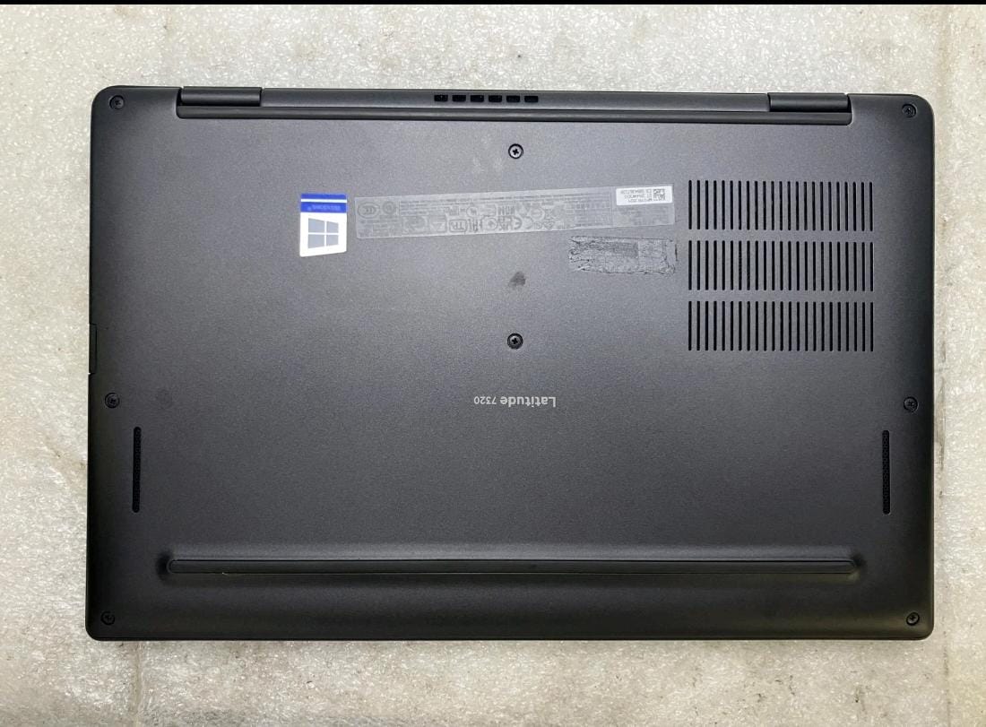 computadoras y laptops - Vendo Lapto Dell Latitude 7320 13" Core i5- G. 11 8