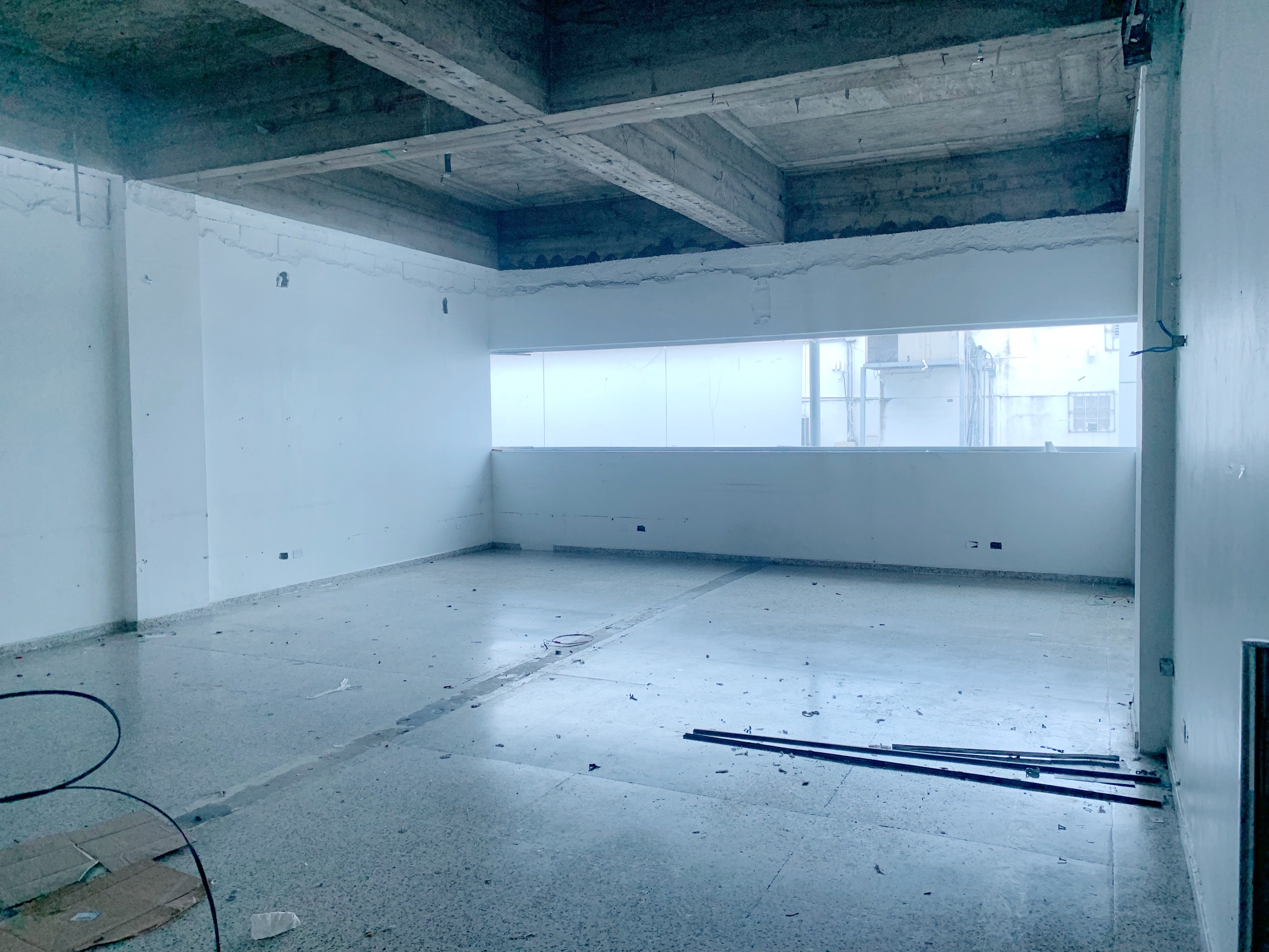 oficinas y locales comerciales - alquiler local comercial céntrico en Piantini 5