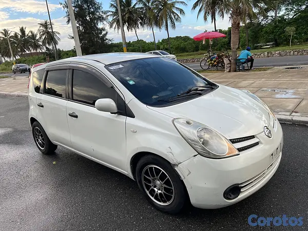 carros - Nissan note 2008 RD$215 11