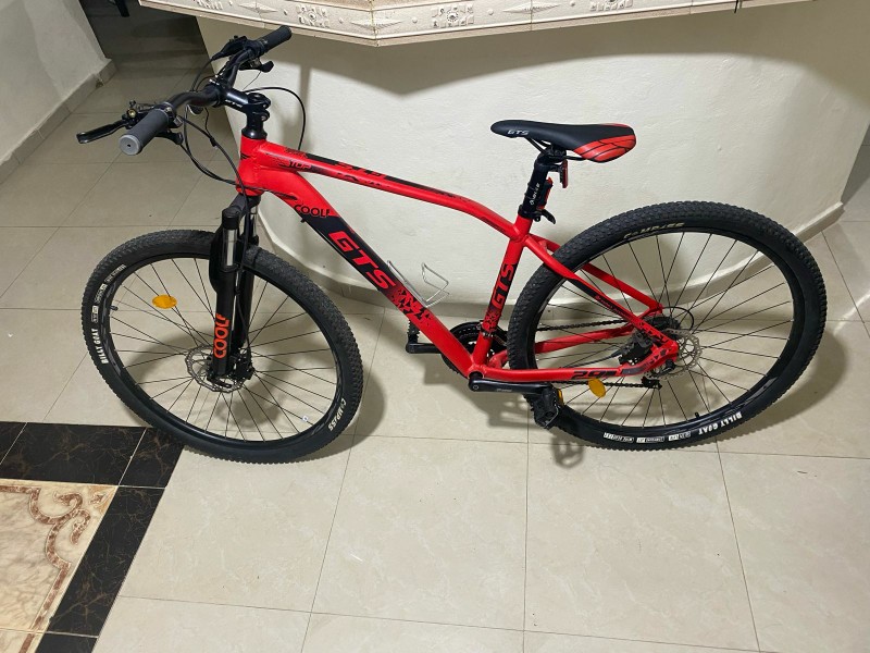 bicicletas y accesorios - Se vende Bicicleta GTS Aro 29L color Roja, 10/10 venga a verla y se la lleva!😄 2