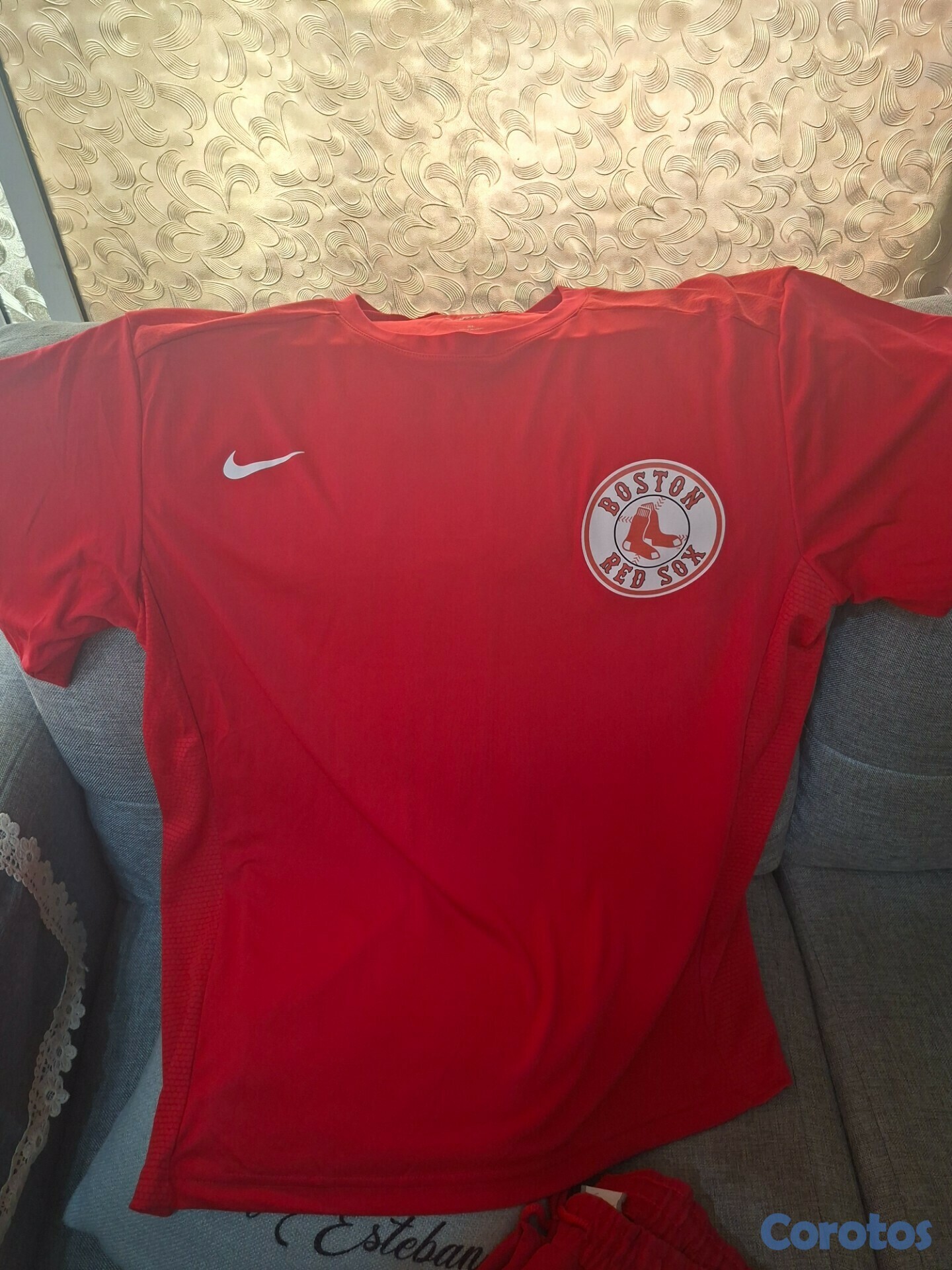 Artículos Deportivos - Clavos de baseball/softball y ropa deportiva  2