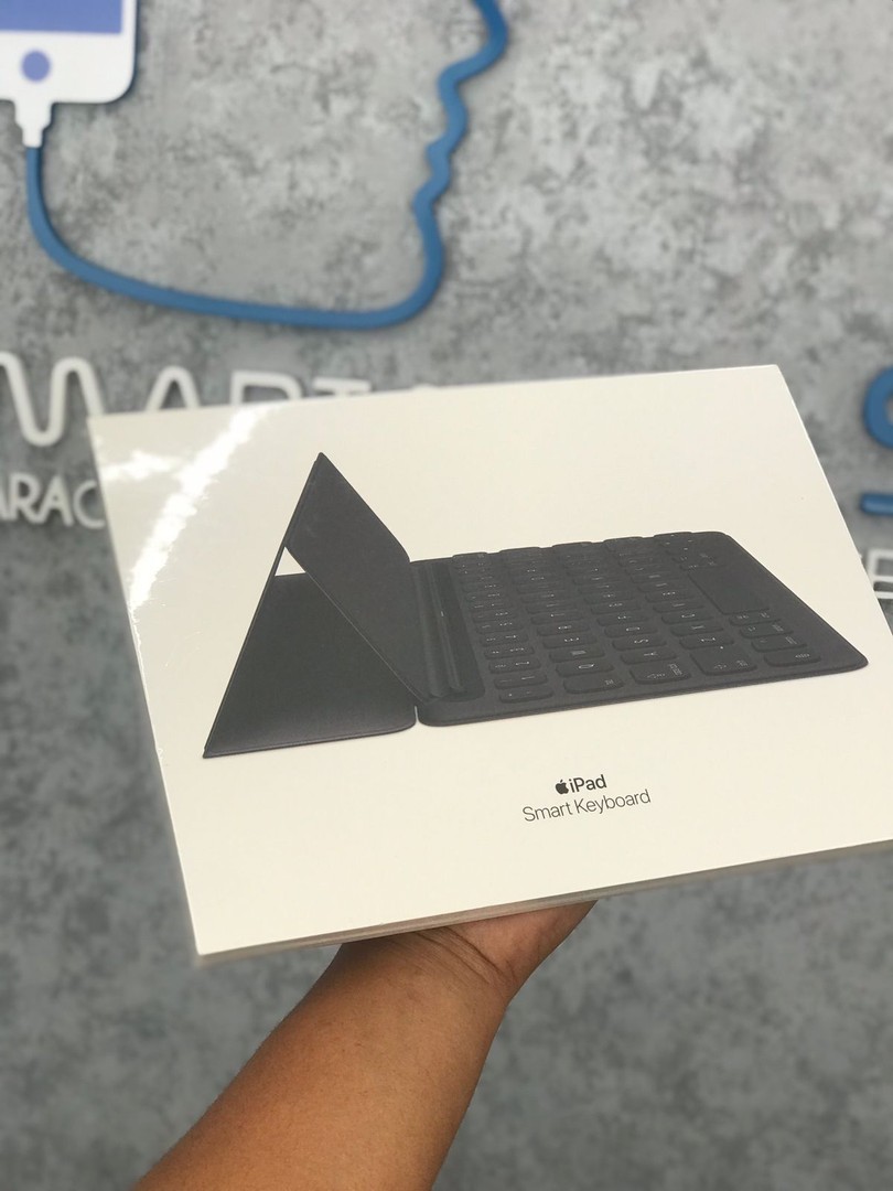 otros electronicos - SMART KEYBOARD FOLIO SELLADOS 