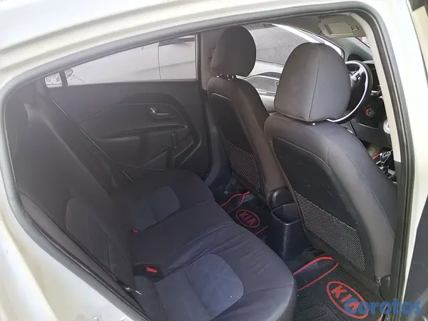 carros - KIA RIO 2016 nítido 6