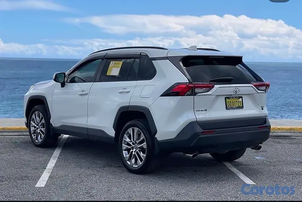 jeepetas y camionetas - Toyota Rav4 XLe Premium  4