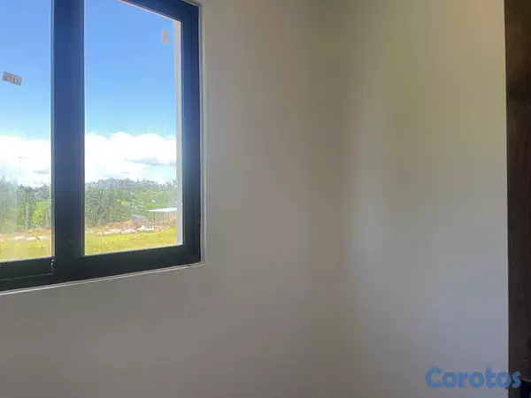 casas vacacionales y villas - Vendo Hermosa Villa 2 Niveles en SABANETA,  JARABA 9