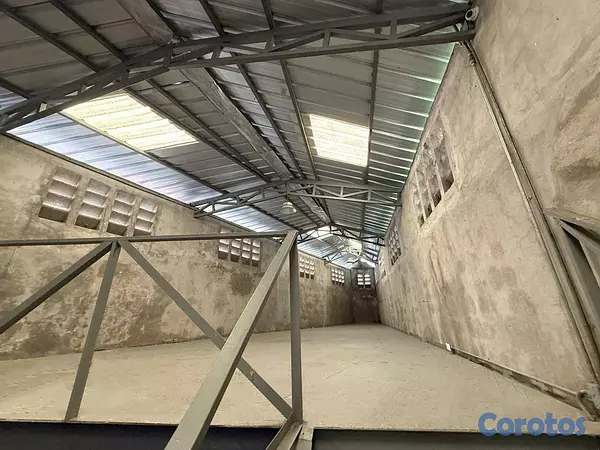 otros inmuebles - Nave industrial en alquiler en San Isidro 3