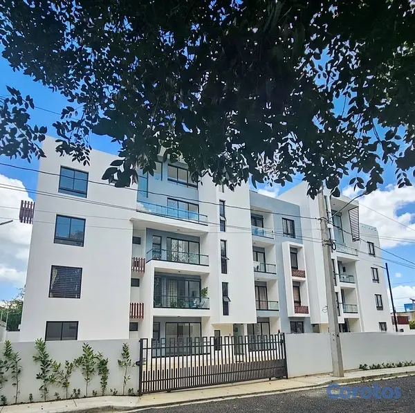 apartamentos - Se Alquila Av. HISPONOAMERICANA  2