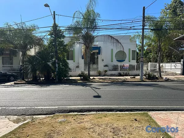 solares y terrenos - Venta Amplio Solar en GAZCUE! 3