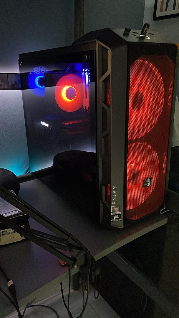 computadoras y laptops - Desktop Gaming con Monitor y Cámara 