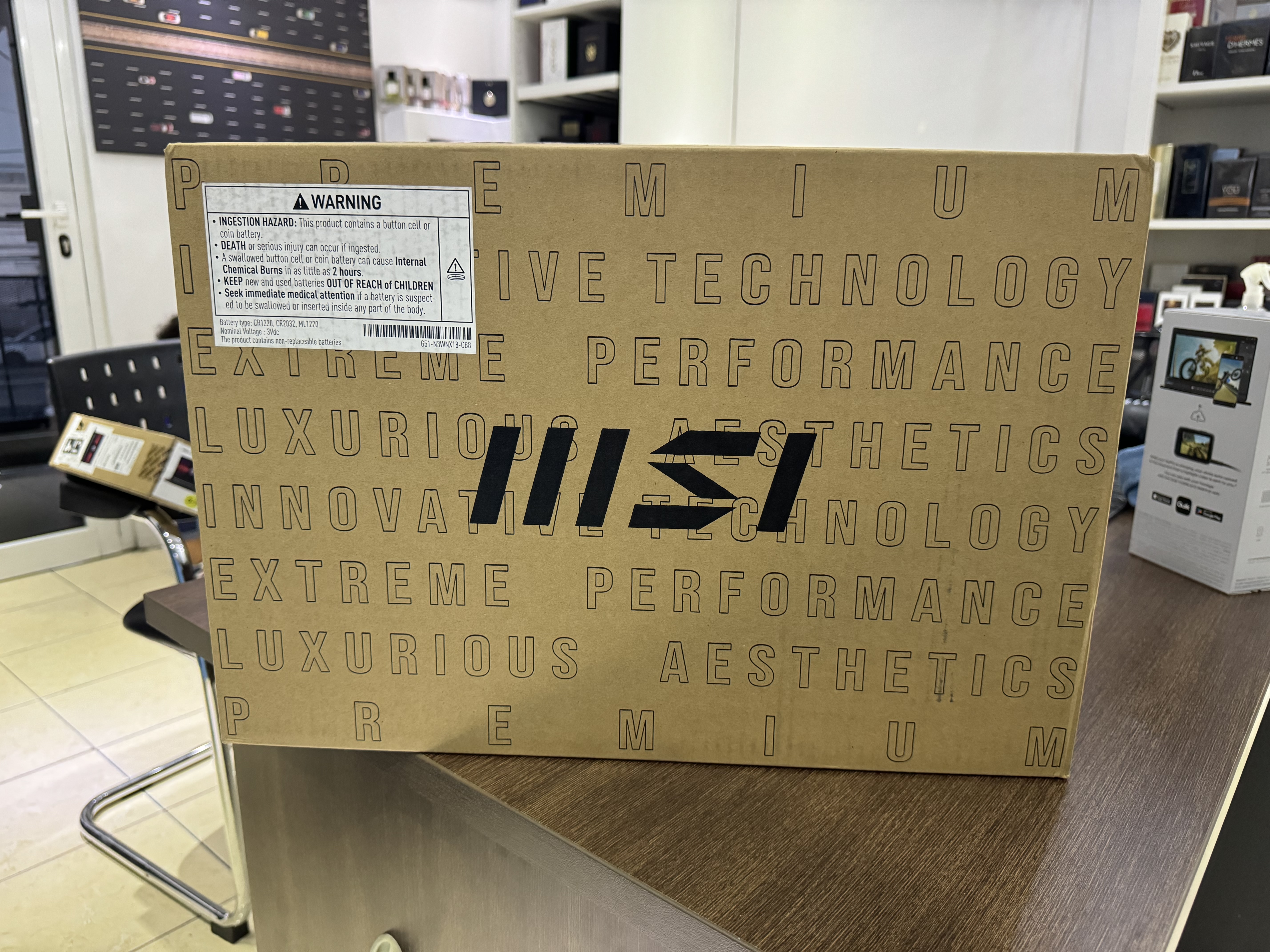 computadoras y laptops - PC Laptop MSI Thin 15/16GB RAM/ 512GB/ i5 Nuev