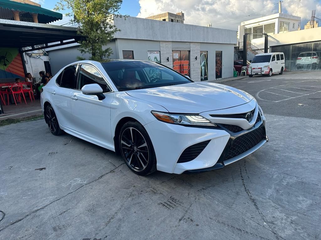 carros - TOYOTA CAMRY XSE 2019