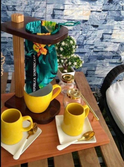 cocina - Maquina y colador de cafe artesanal