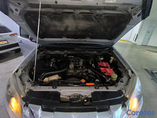 jeepetas y camionetas - Se vende isuzu d max  8