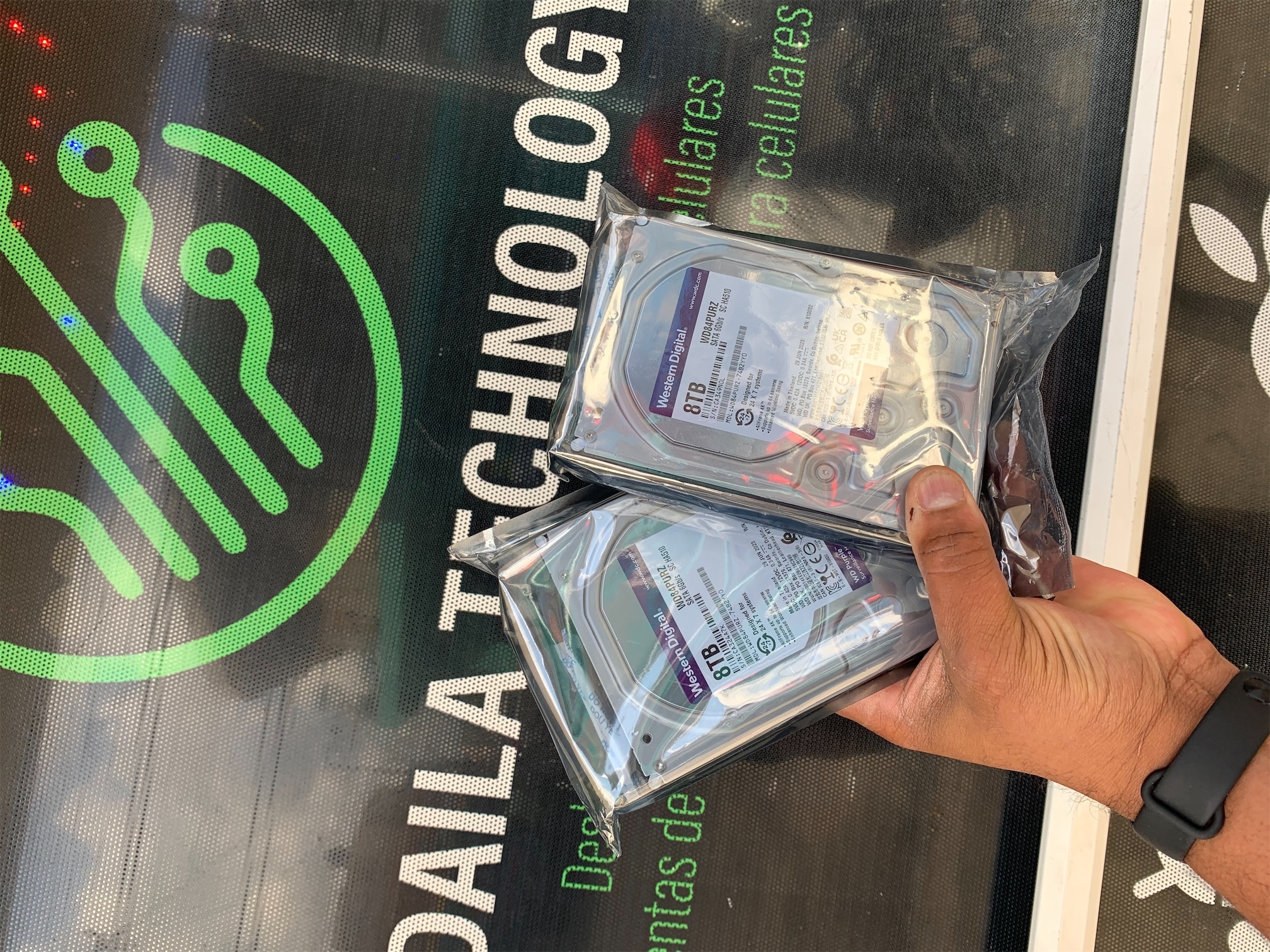 computadoras y laptops - 8TB CCTV Disco Duro sata  1