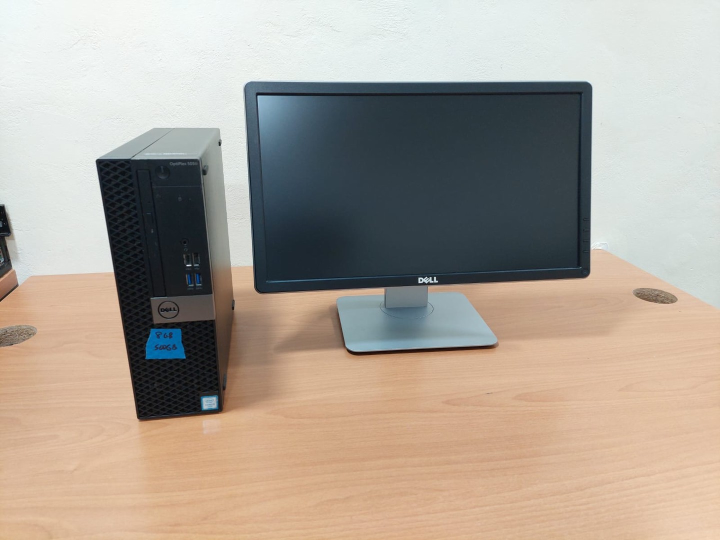 computadoras y laptops - Computadora Dell Core i5 8GB 500, Monitor 19 PLG , Tecl. y mouse. Envios 