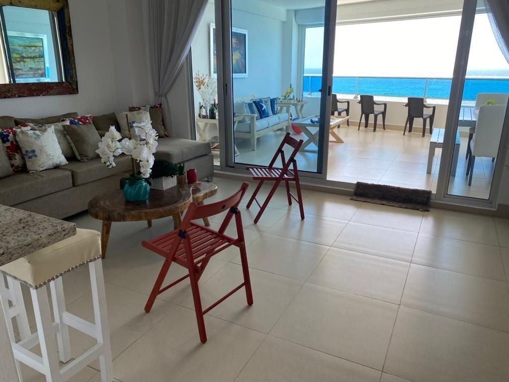 apartamentos - Juan Dolio, Apartamento con Hermosa Vista Despejada en Primera Linea de Playa 1