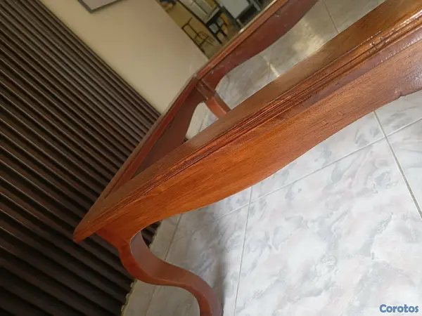 muebles y colchones - Mesa de centro en caoba, precio negociable  3