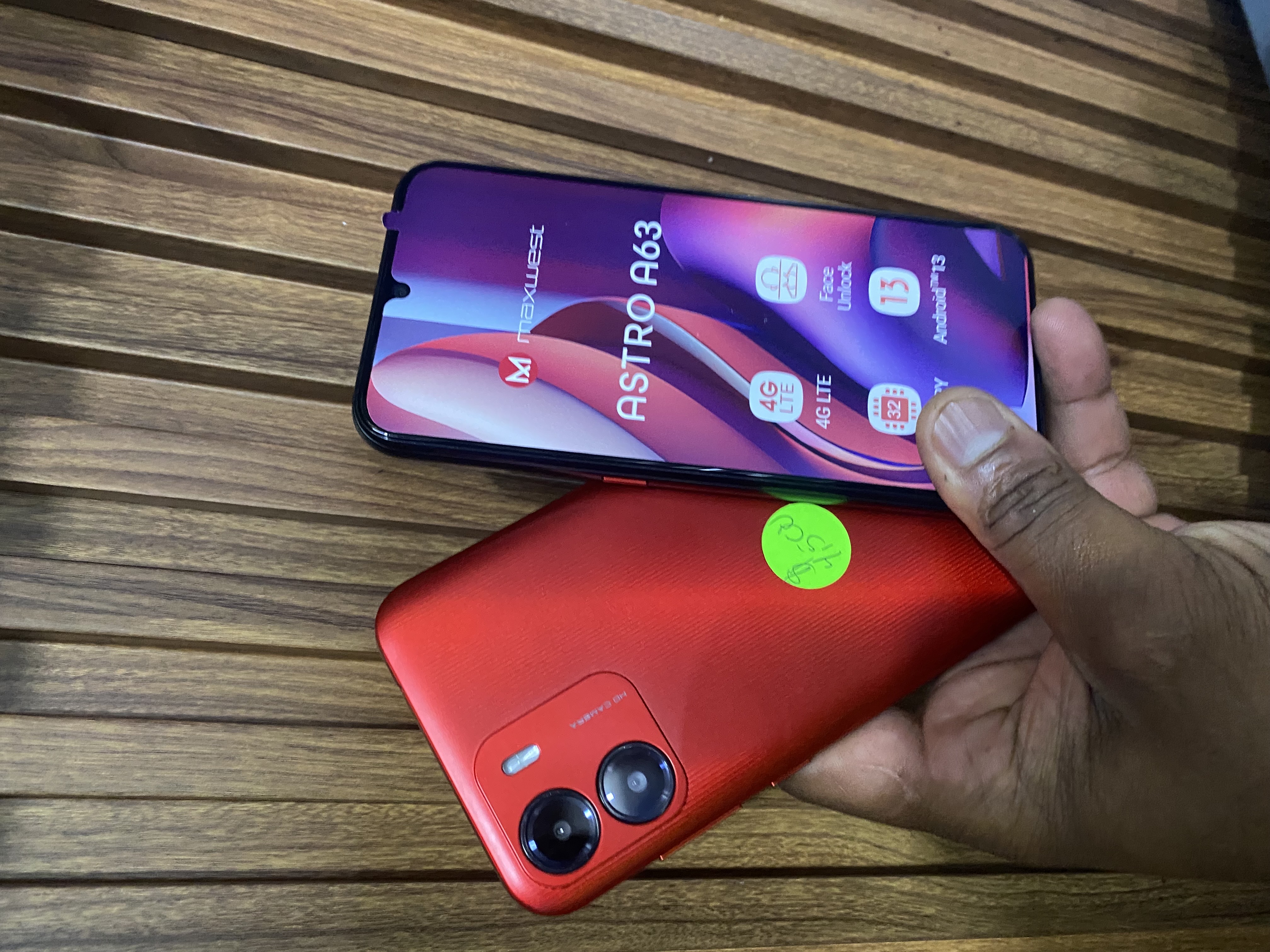 celulares y tabletas - Astro A63 32GB  3