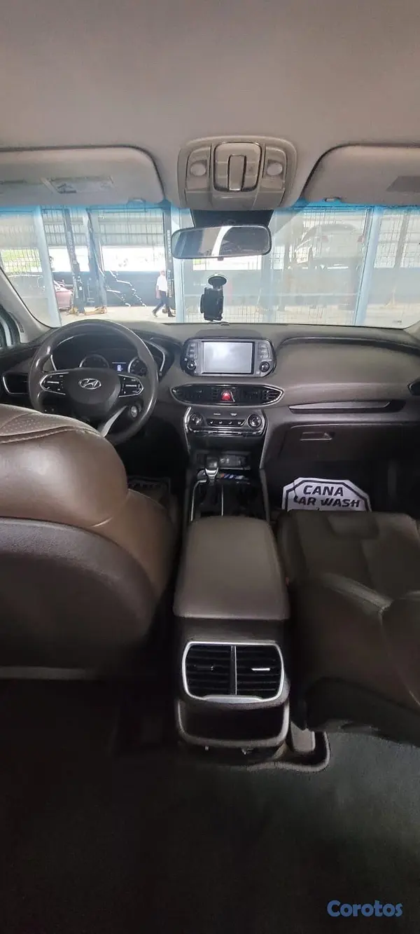 jeepetas y camionetas - HYUNDAI SANTA FE SE 2019 motor DOCH impecable  14