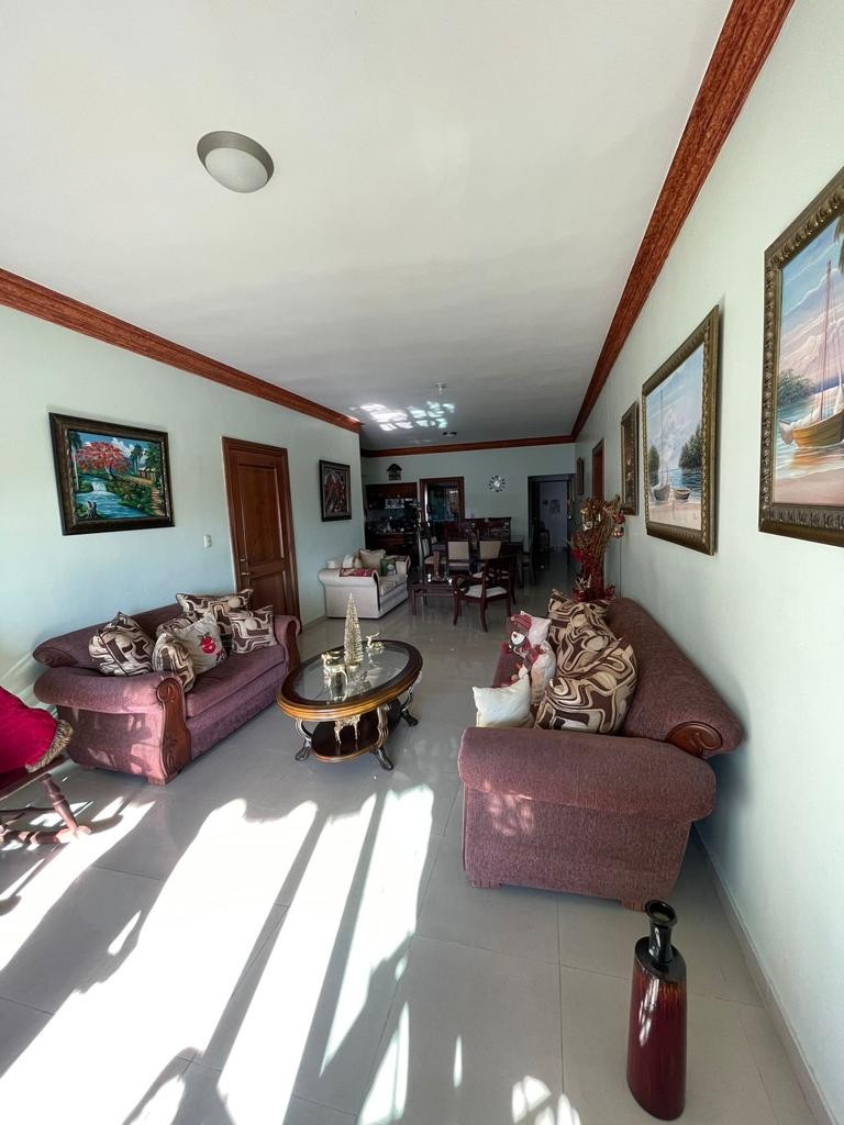 apartamentos - Sin Intermediarios En venta Aproximadamente 200 mts2 + cuarto del servicio. 1