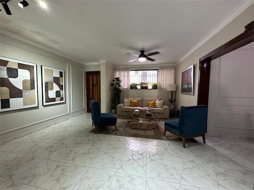 apartamentos - Venta de apartamento Evaristo Morales Distrito Nacional de 160mts  7