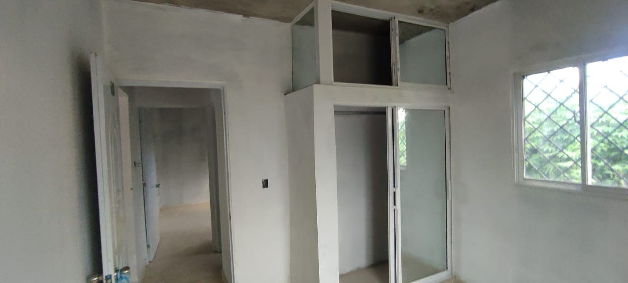 casas - Vendo casa En Etapa de Terminacion en Villa España 9
