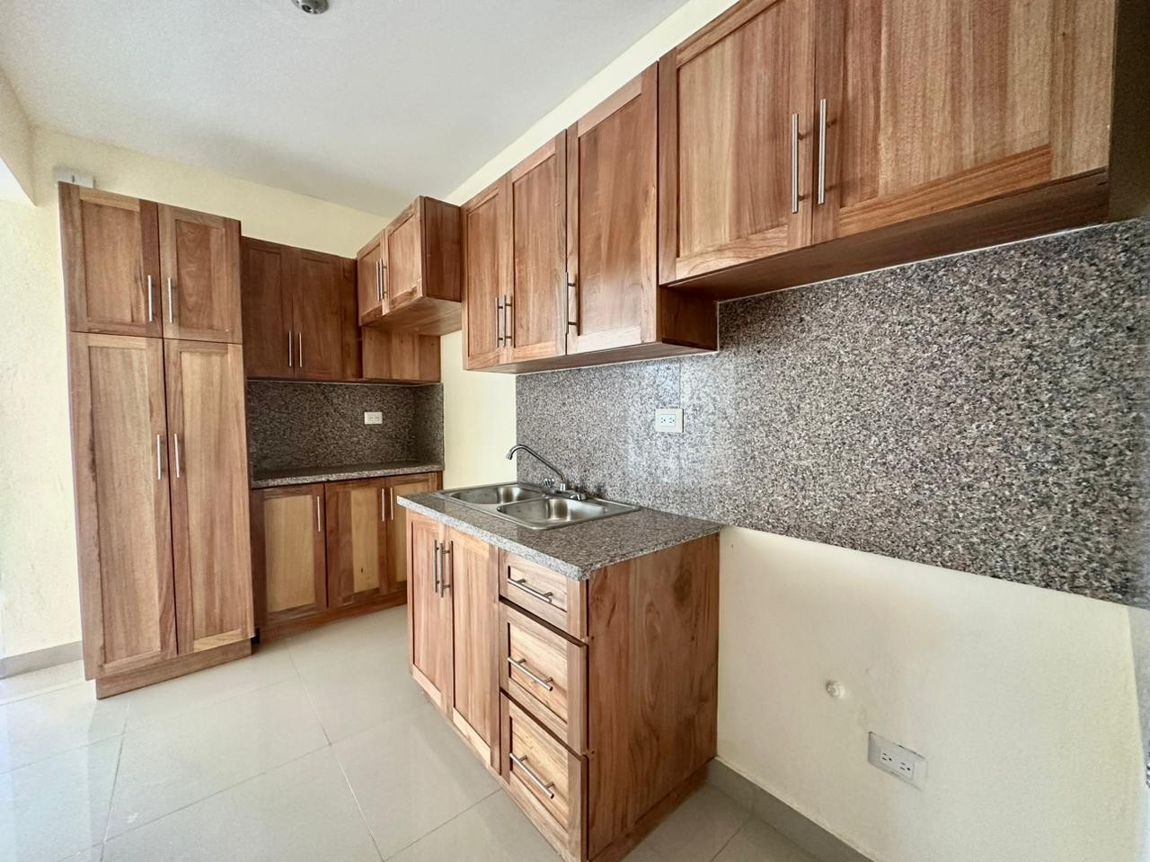 apartamentos - Apartamento con terraza en la avenida independencia  3