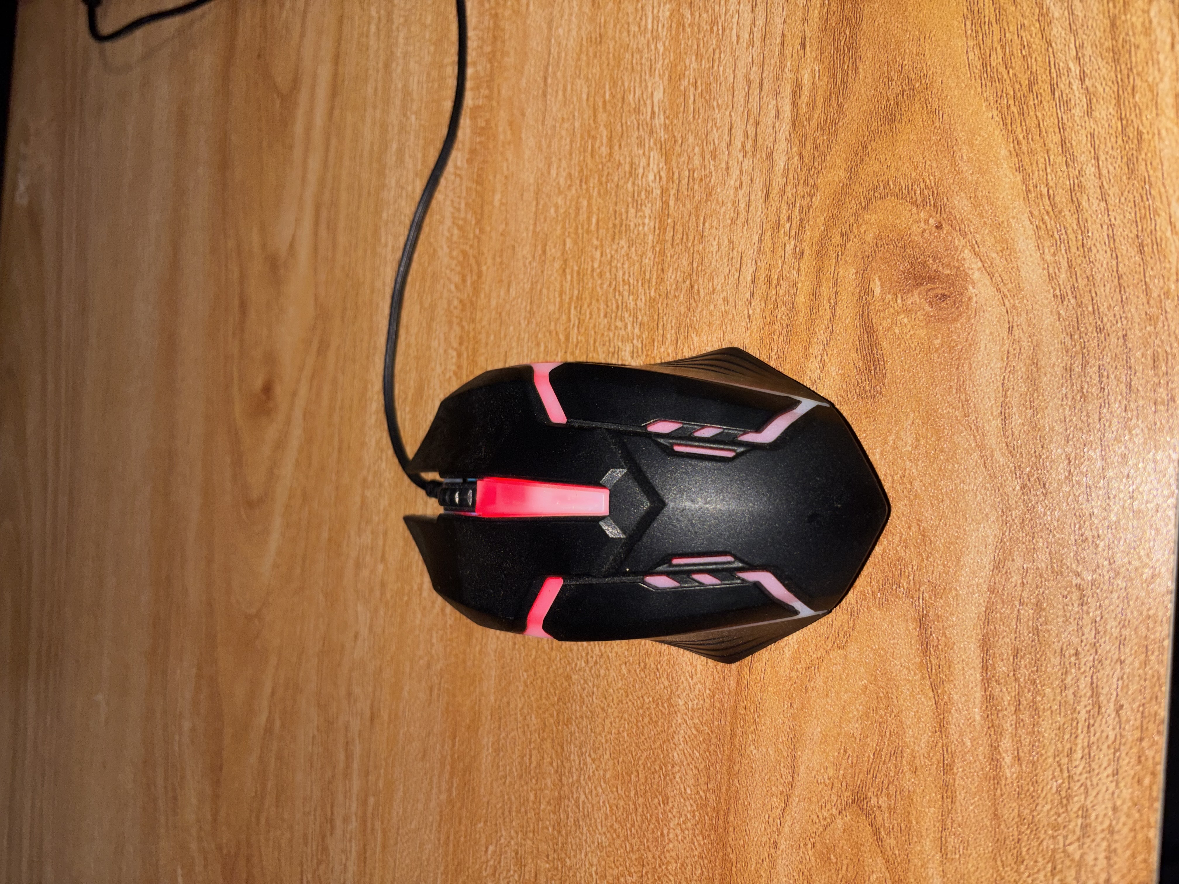 consolas y videojuegos - mause gaming con RGB 3