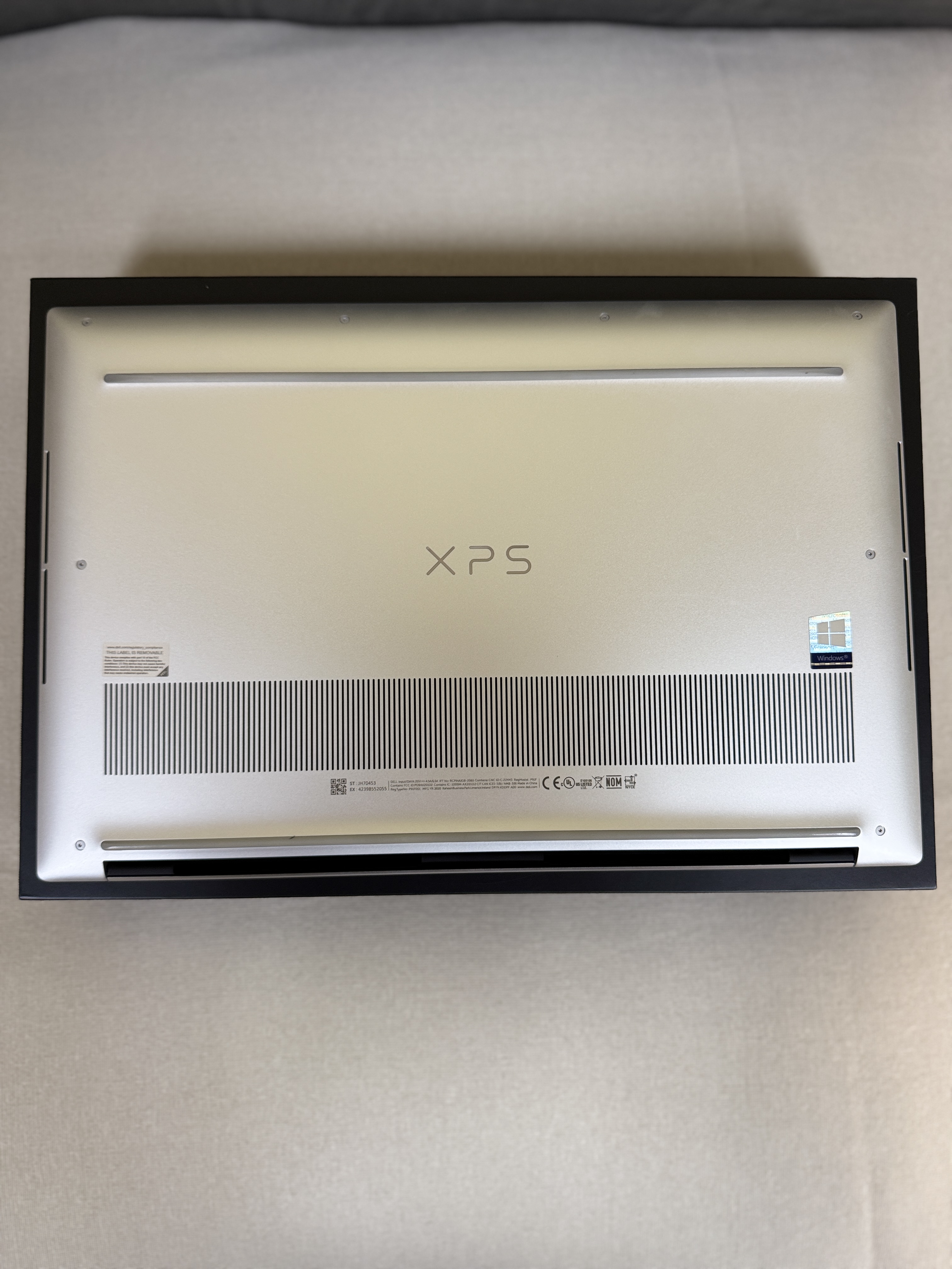 computadoras y laptops - Dell XPS 15" 9500 - 15.6" UHD+ Touchscreen 2